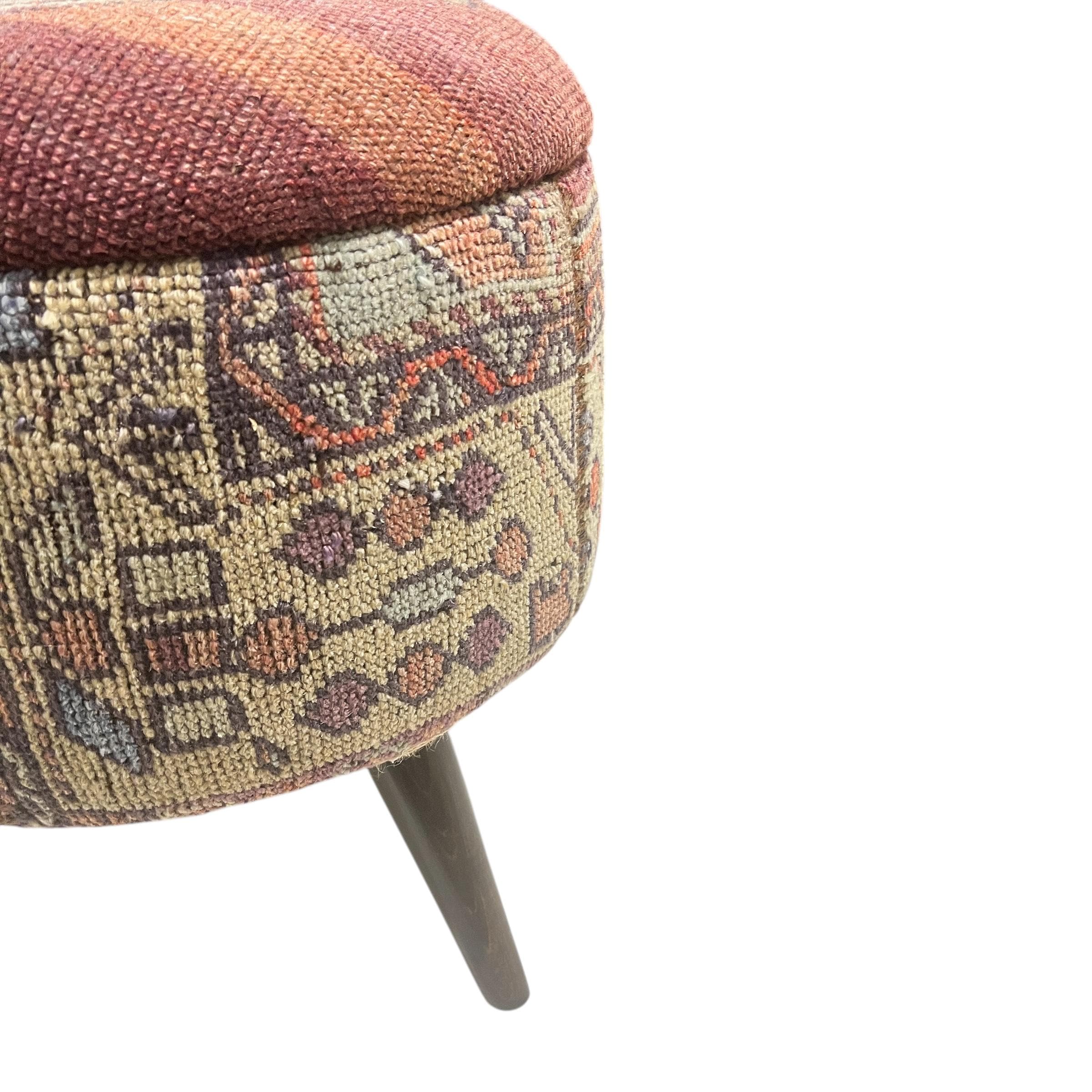 Vintage Rug Small Ottoman