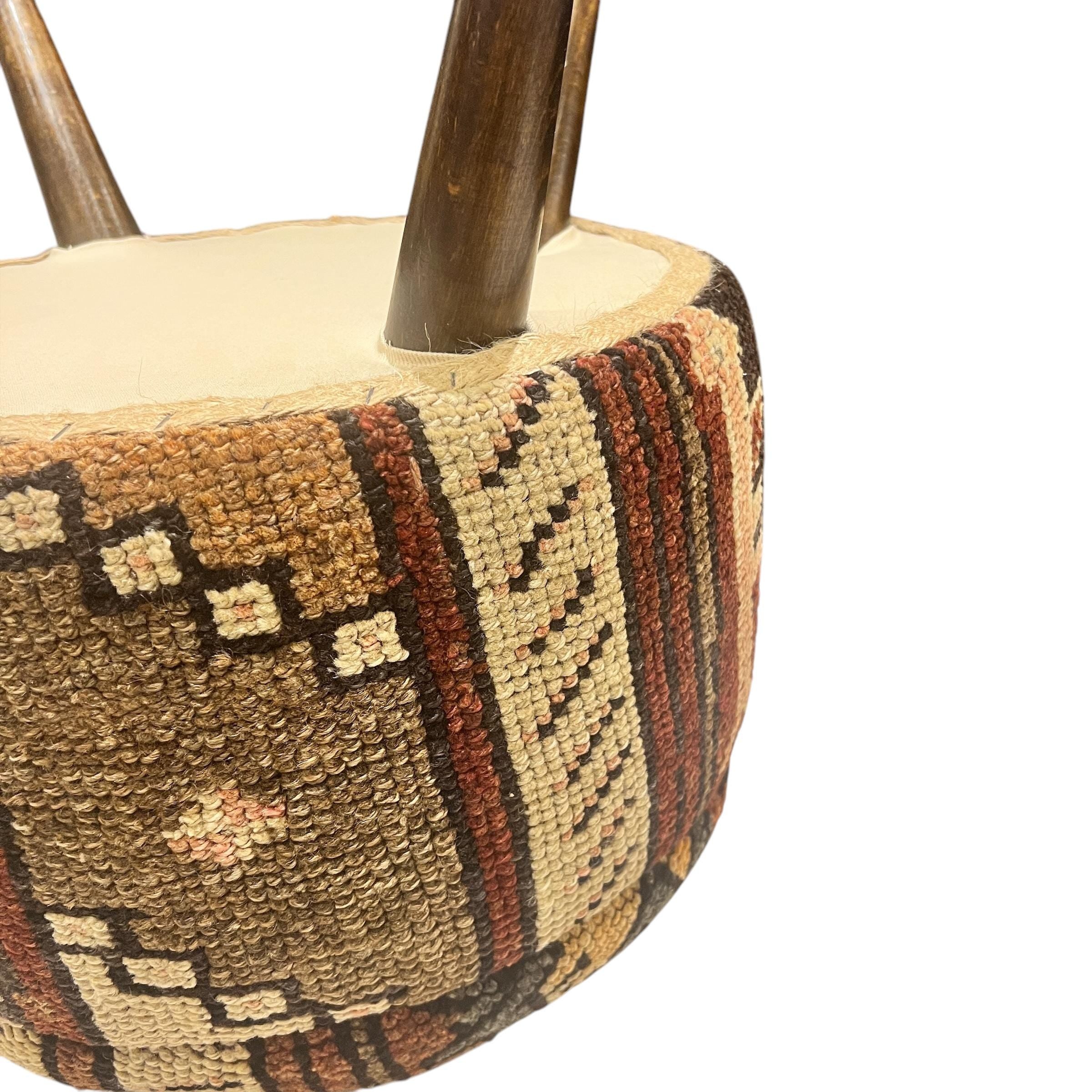 Vintage Carpet Small Round Ottoman