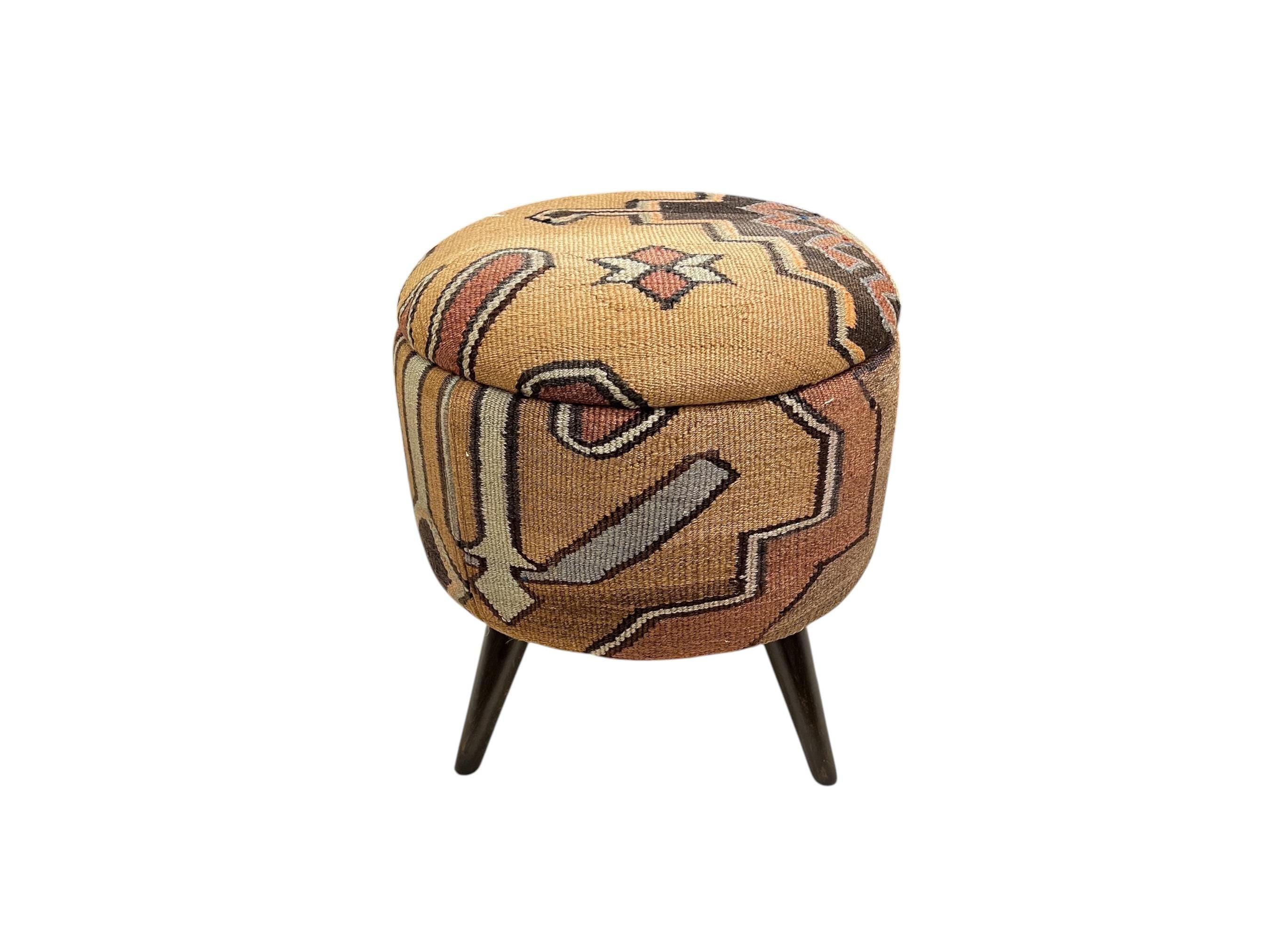 Vintage Kilim Small Otoman