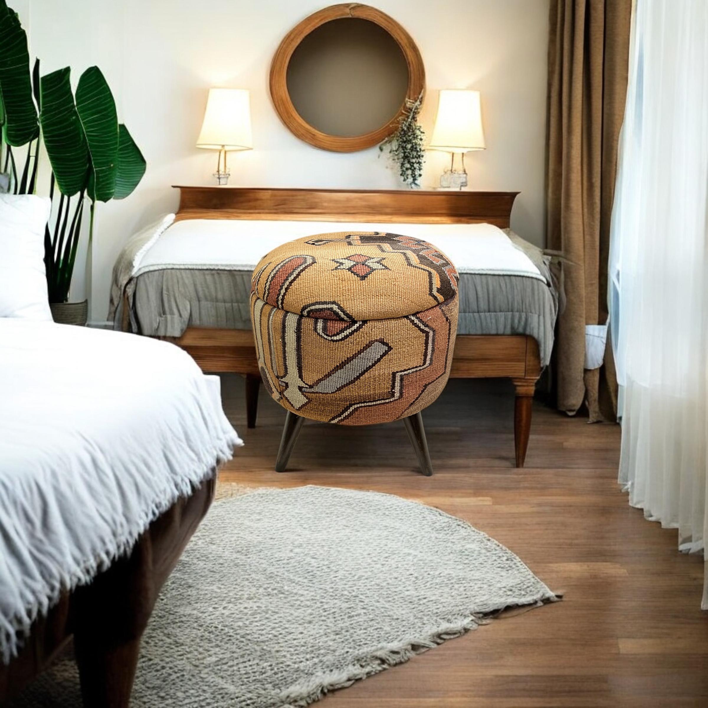 Vintage Kilim Small Otoman