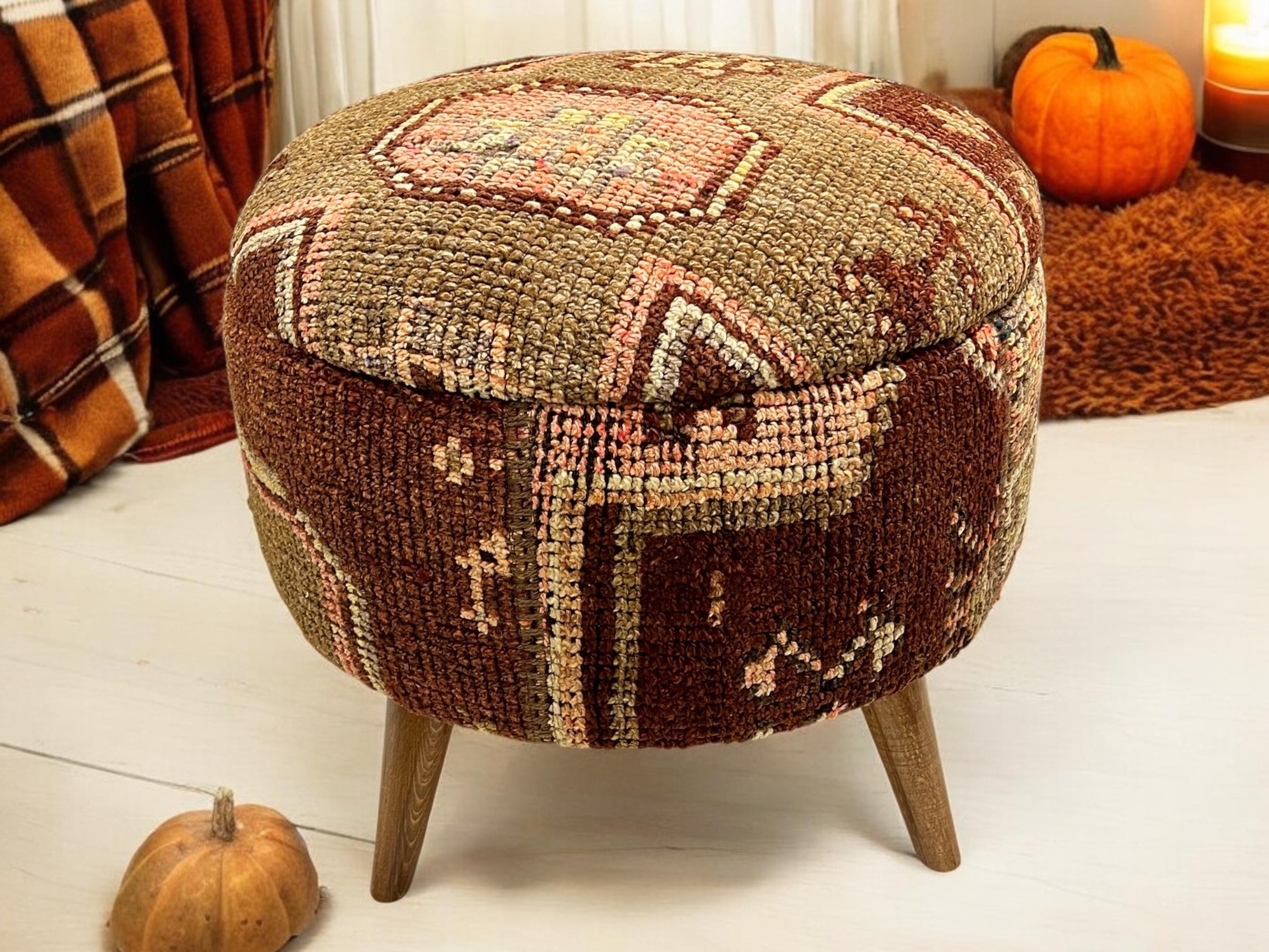 Vintage Carpet Medium Ottoman
