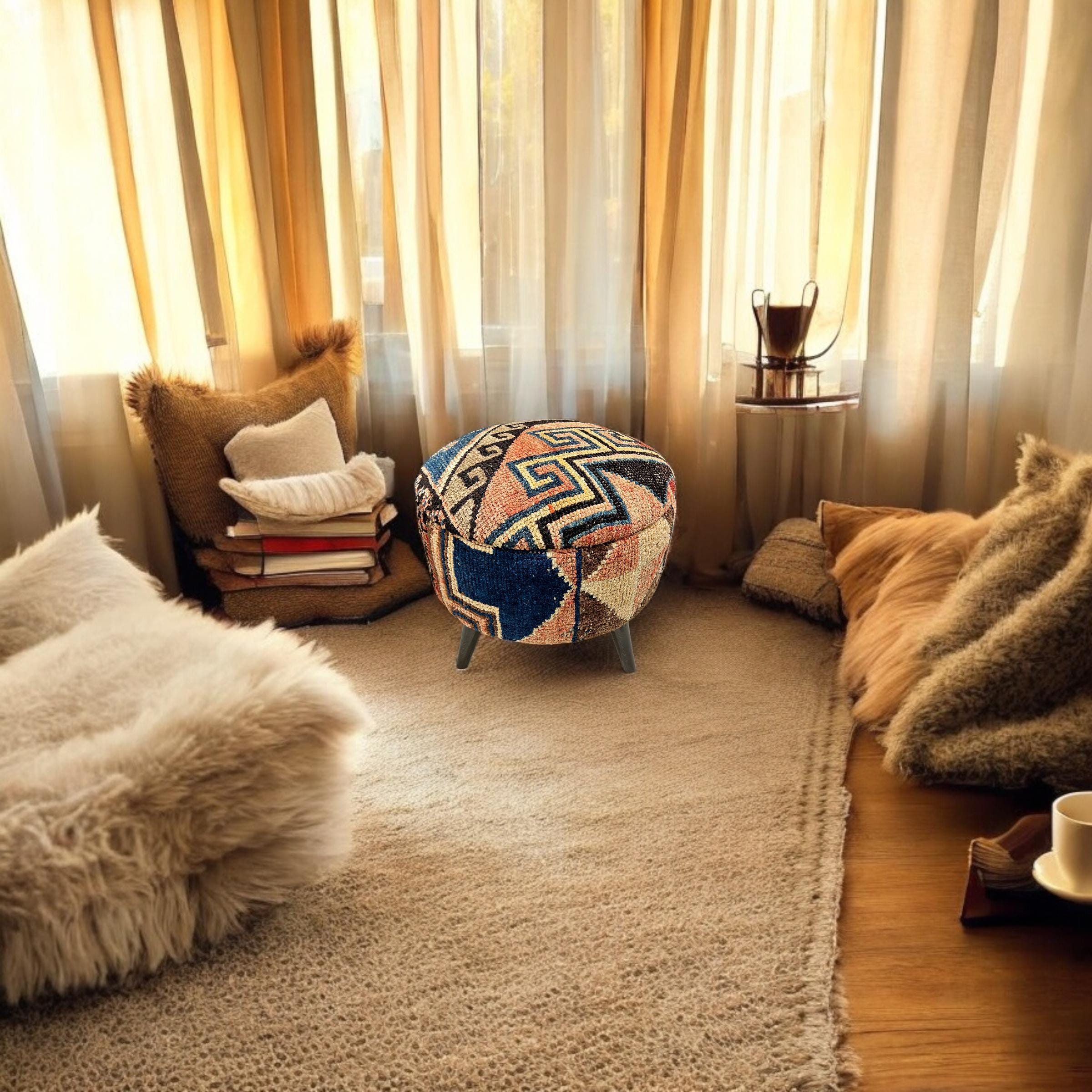 Vintage Carpet Medium Round Ottoman